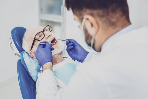 Best Dentist for Tooth Abscess  in East Hazel Crest, IL
